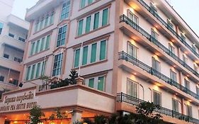 Douangpraseuth Hotel